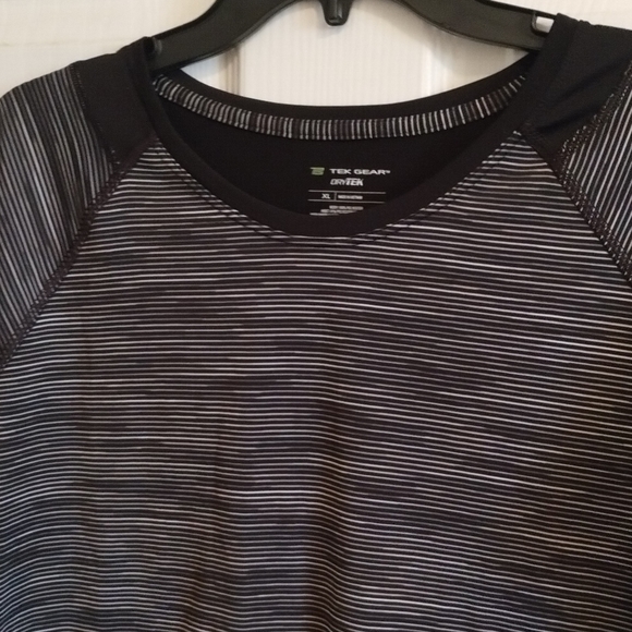 Tek Gear Nylon Like Top - Picture 4 of 10